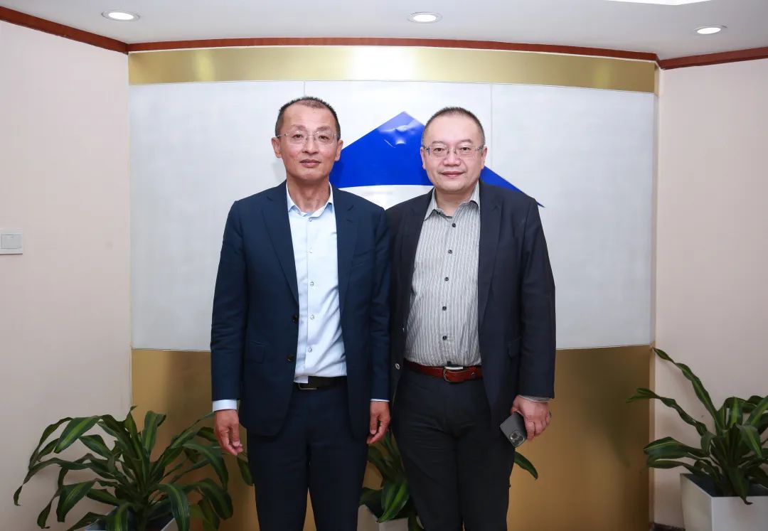 熱烈歡迎法國布雷斯特商學院校長沈岱博士、Clovitis中國辦公室負責人劉彥麟一行來訪社科賽斯！