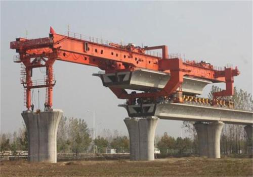 雙懸臂架橋機(jī)的維護(hù)保養(yǎng)工作有哪些要點(diǎn)？如何確保其正常運(yùn)行和延長(zhǎng)使用壽命？